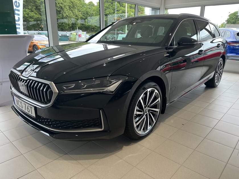 Bild 1 av Škoda Superb iV Kombi L&K 1,5 TSI 204 HK 6 VXL DSG