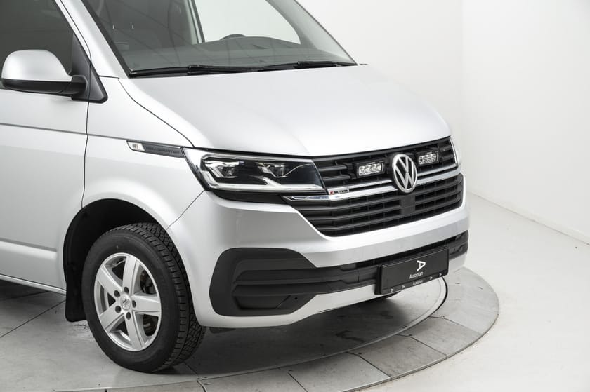 Bilde 2 av Volkswagen Transporter 2,0 TDI 150hk K u/vindu 4Motion Krok ACC Kamera Webasto