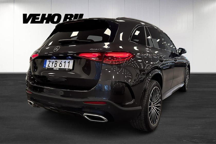 Bild 3 av Mercedes-Benz GLC 300 e 4MATIC AMG Drag Panorama Night Package Rattvärme