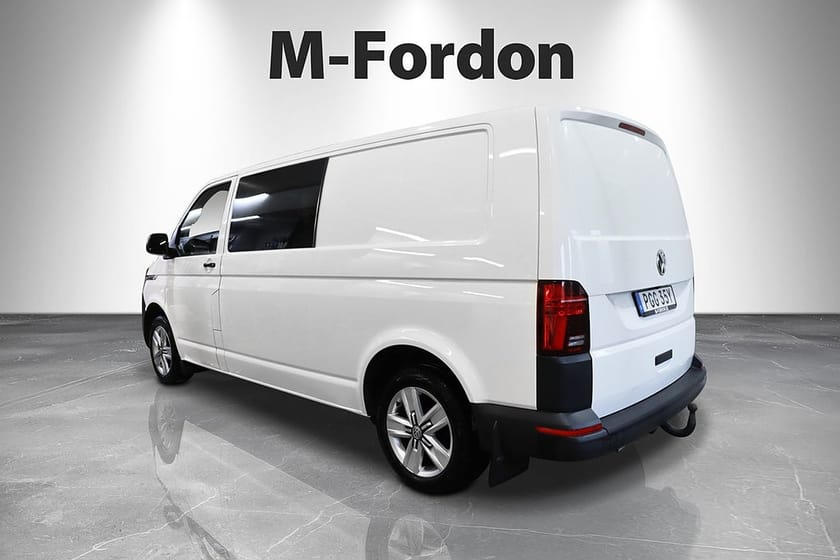 Bild 4 av Volkswagen Transporter Kombi T32 2,0 TDI 204 / 4M / Webasto / 5-sits / Moms