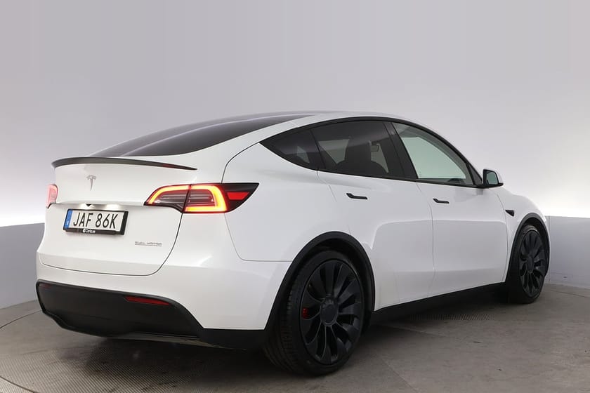 Bild 5 av Tesla Model Y Performance AWD Autopilot Pano
