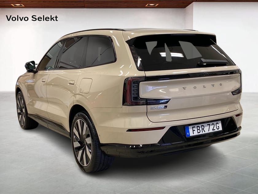 Bild 2 av Volvo EX90 Twin Motor Ultra 7-sätes - B&W/Drag