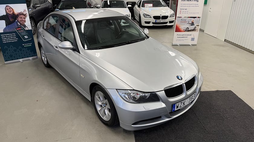 Bild 2 av BMW 320i Sedan 320 Automatisk, 150hk Comfort, Nybes *Nyservad**