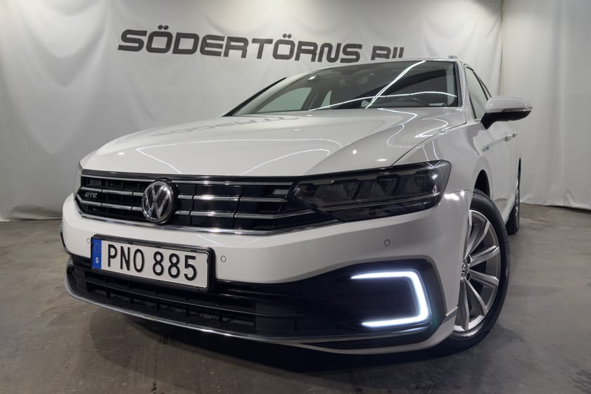 Bild 2 av Volkswagen Passat Sportscombi GTE 1.4 TSI DRAG VÄRMARE KAMERA CARPLAY MOMSBIL