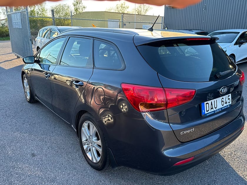 Bild 5 av Kia cee'd_sw 1.4 CRDi 90hk EX|MoV|SoV|PDC|