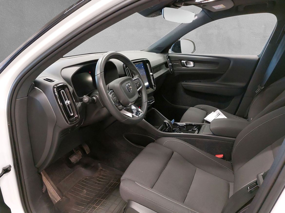 Volvo XC40 2023 - miniatyr 5