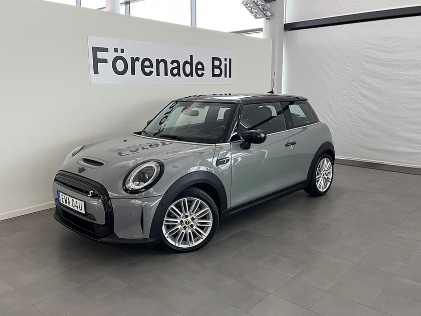 Bild 1 av MINI Cooper SE HUD H/K Panoramatak Backkamera Nav 4,95% ränta