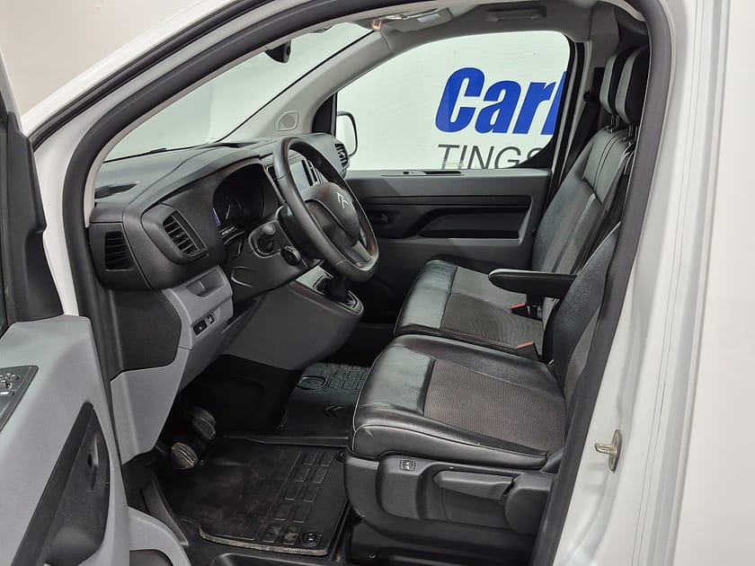 Bild 2 av Citroën Jumpy Van IP LÅNGT SKÅP HDI 144HK Leasing 36 mån 5170:-+Moms