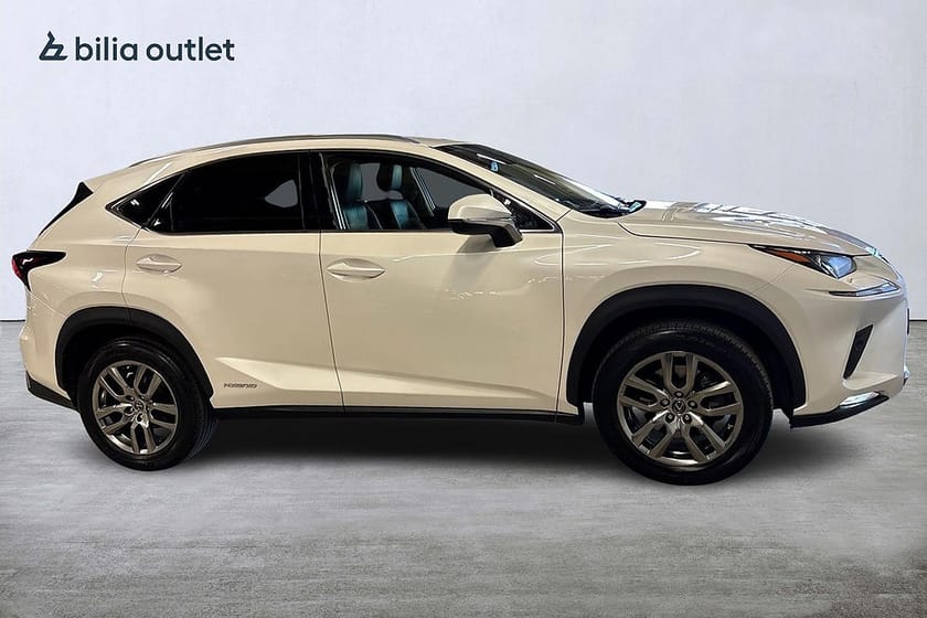 Bild 5 av Lexus NX 300h AWD 2.5 E-CVT Executive Dragkrok
