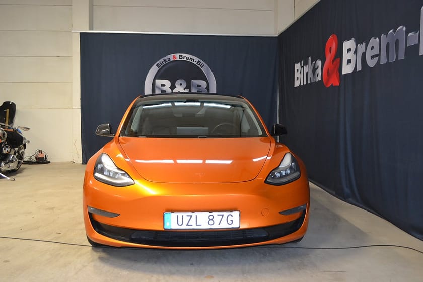 Bild 5 av Tesla Model 3 Long Range AWD 440 hk dragkrok