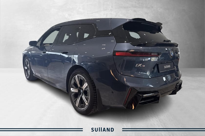 Bilde 3 av BMW iX xDrive60 xDrive 60 Fully Charged, M-Sport, Luft, 360 kamera
