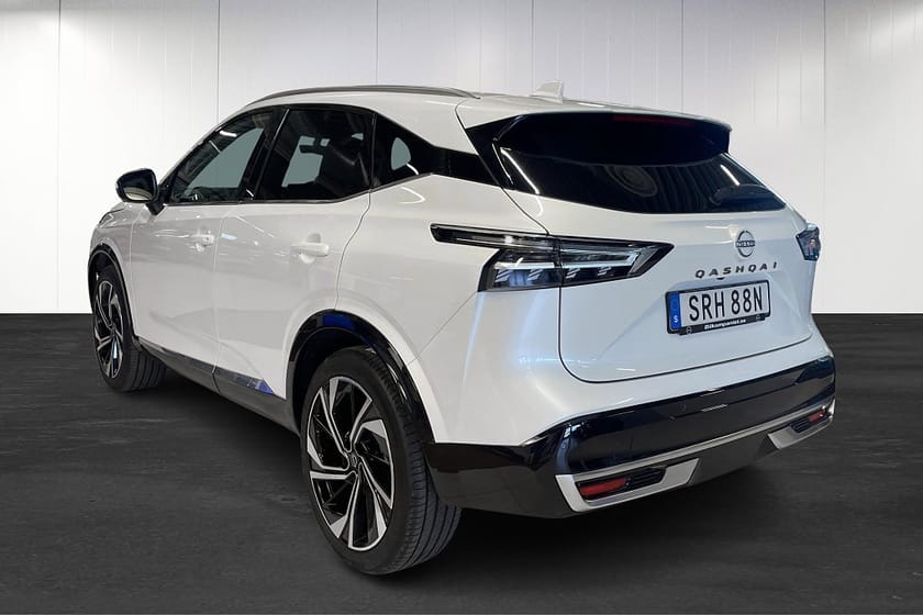 Bild 3 av Nissan Qashqai 1.3 DIG-T Tekna+ Head up Massage Panorama 360°