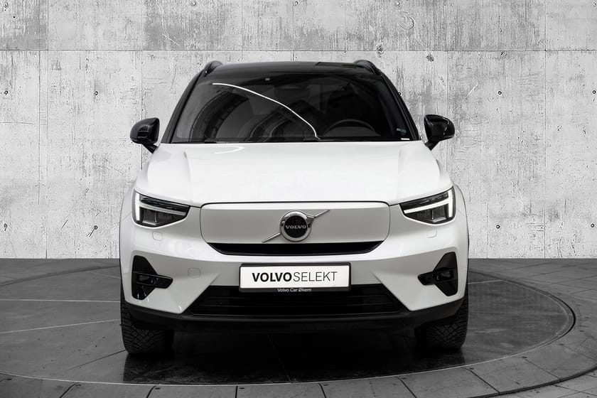 Bilde 3 av Volvo XC40 Recharge Twin motor El. Plus 408Hk. Hengerfeste!