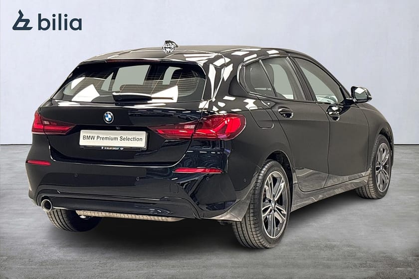 Bild 3 av BMW 118i 118i-Sport line-Automat-Shadow line-Backkamera