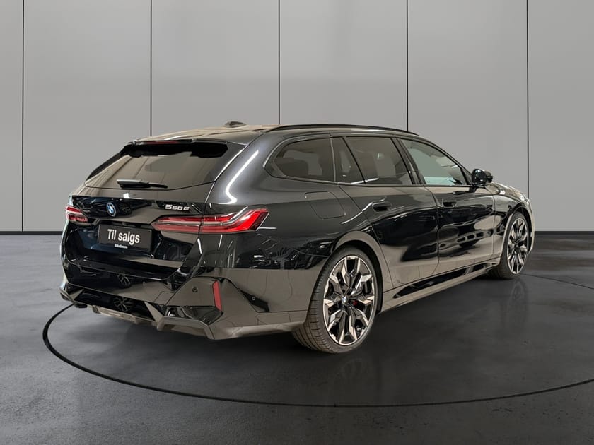 Bilde 5 av BMW 550e xDrive Touring 