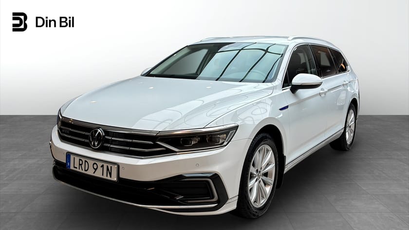Bild 1 av Volkswagen Passat Sportscombi GTE SC 1.4 TSI Executive/Drag/Värmare