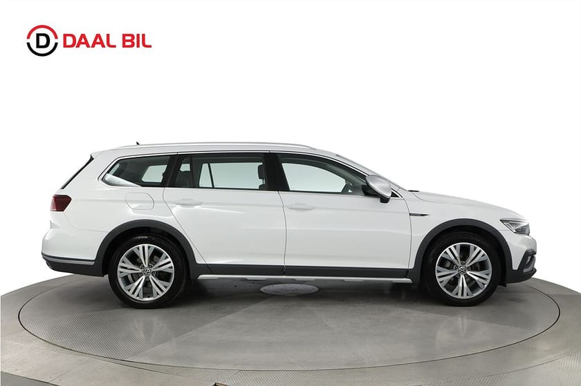 Bild 5 av Volkswagen Passat Alltrack 4M 2.0 TDI 200HK EXECUTIVE P-VÄRM DRAG B-KAMERA NAVI