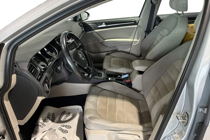 Bilde 5 av Volkswagen Golf 5-dørs 5d 110 tdi dsg high.kamp