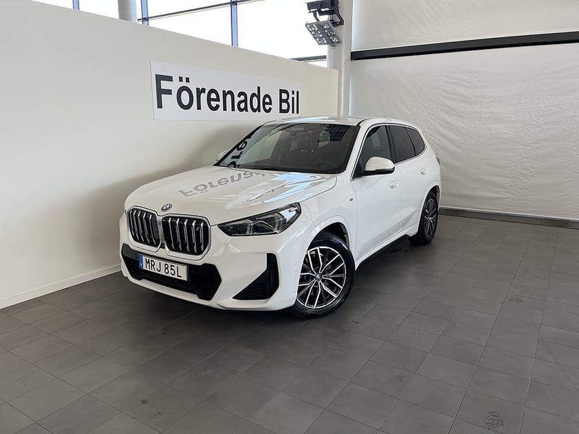 Bild 1 av BMW iX1 xDrive30 4,95 ränta M Sport Dragkrok Rattvärme