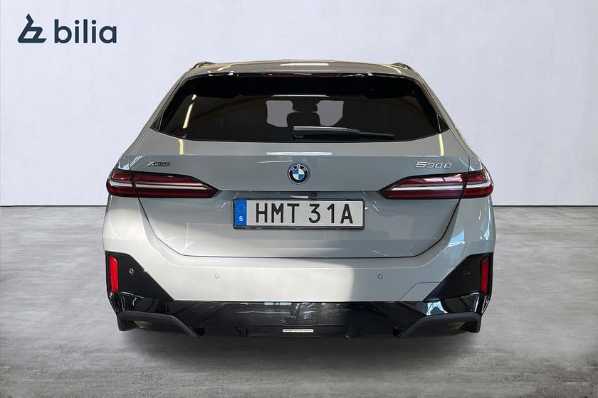 Bild 4 av BMW 530e xDrive Touring M Sport H/K Värmare 360 Kamera HUD Drag