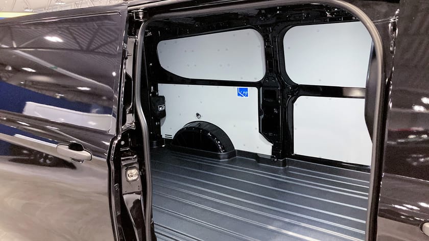 Bild 5 av Ford Transit Custom 320 Trend 320L 2.0 EcoBlue 136hk | P-Värmare / Dragkrok