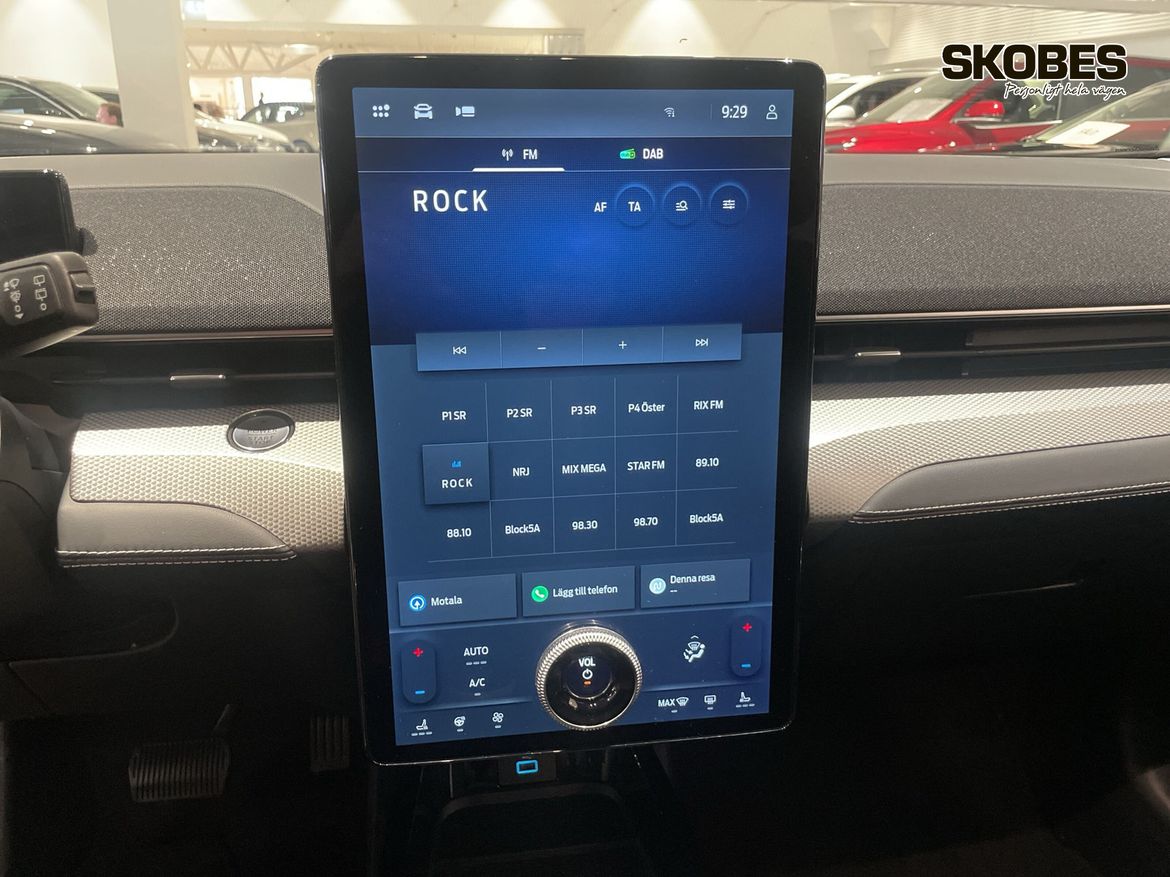 Ford Mustang Mach-E Long Range, 294hp, 2021