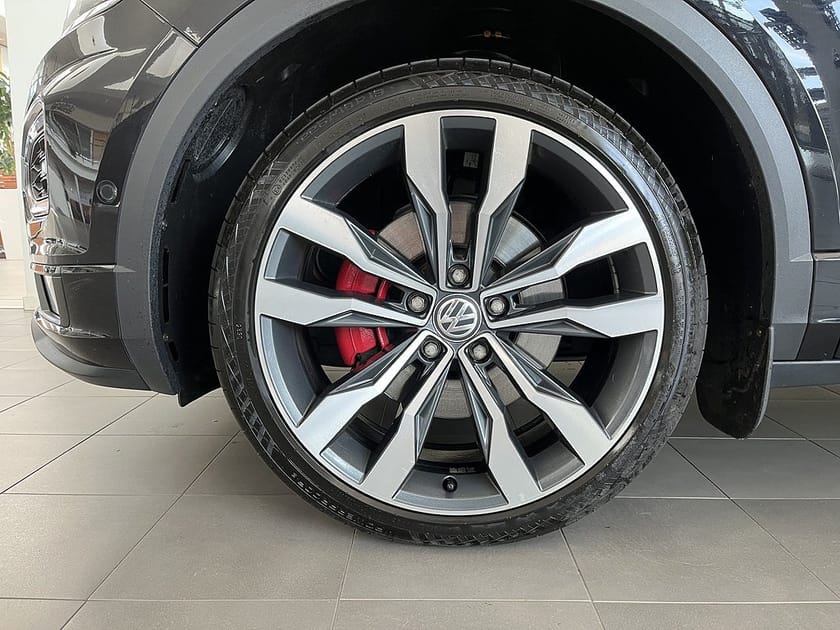 Bild 4 av Volkswagen T-Roc 2.0 TSI 4-motion 190hk Drag Backkamera