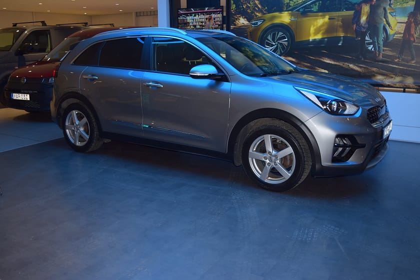 Bild 2 av Kia Niro P-HEV Euro 6 Plug-in Hybrid 1.6 (141hk) Drag