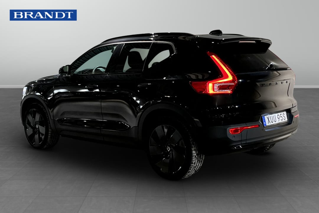 Volvo EX40 Twin Motor Performance