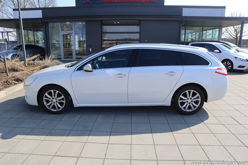 Bild 1 av Peugeot 508 SW 2.0 HDi 140hk Navi  Panorama Svensksåld