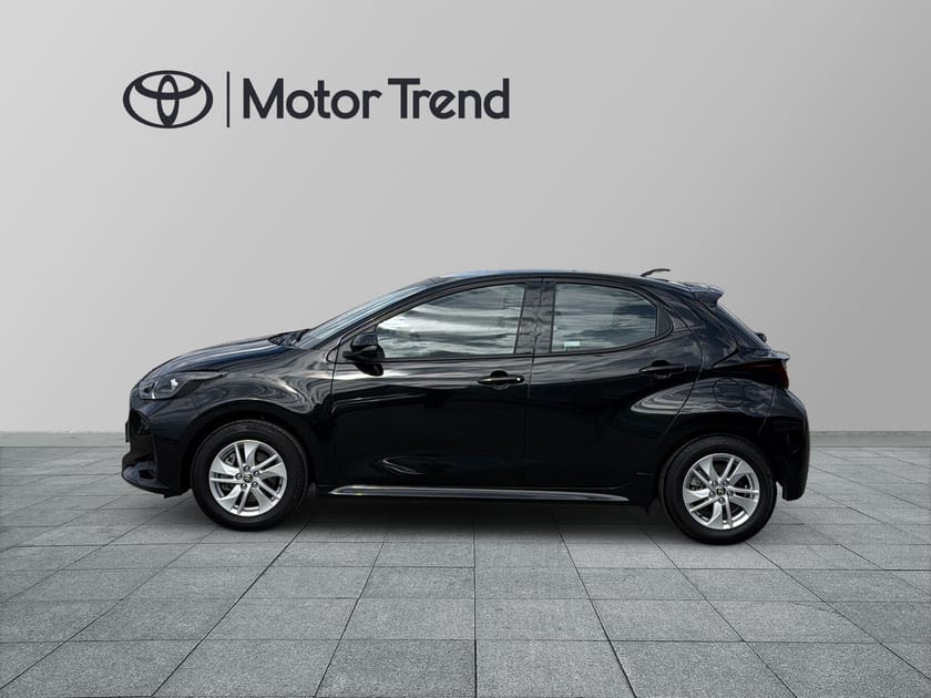 Bild 3 av Toyota Yaris Hybrid 115 CVT,116hk,Komfortpkt,720mil