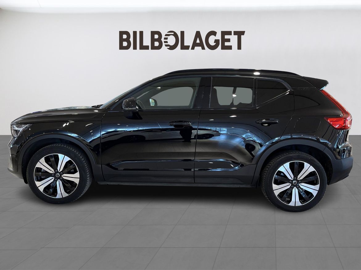 Volvo XC40 2023 - miniatyr 2