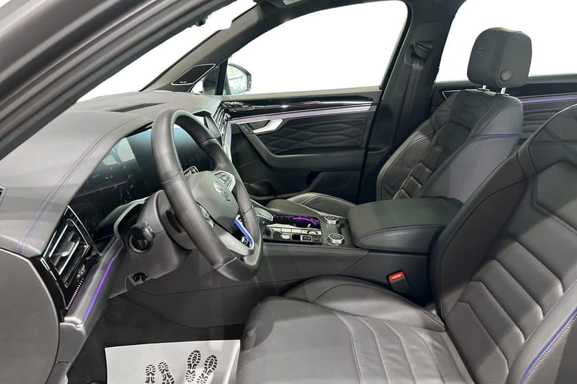 Bild 5 av Volkswagen Touareg R eHybrid 3.0 V6 TSI 4M 462hk