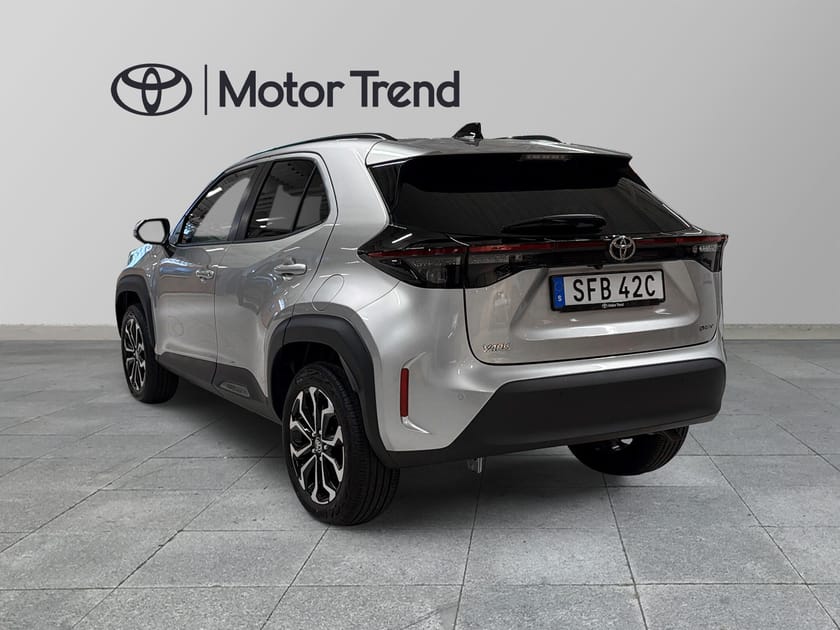 Bild 2 av Toyota Yaris Cross Hybrid 130 ActivePlus Säkerhetspaket Vinterhjul