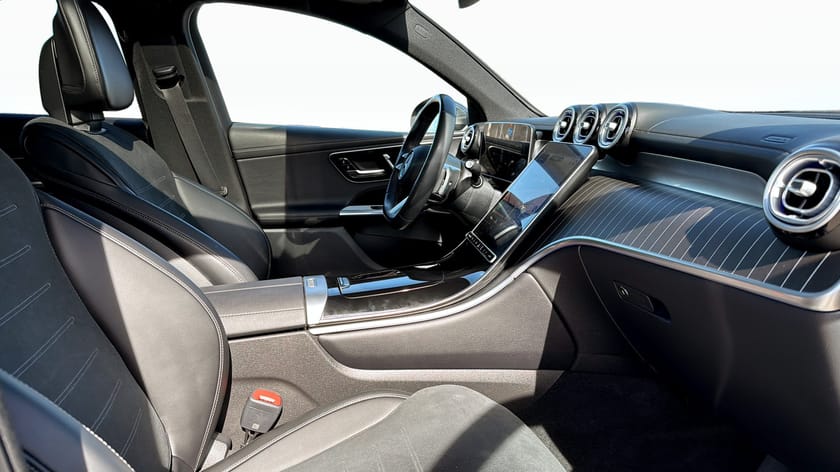 Bild 3 av Mercedes-Benz GLC 220 d Coupé 4MATIC Pano Burmester Värmare 360°