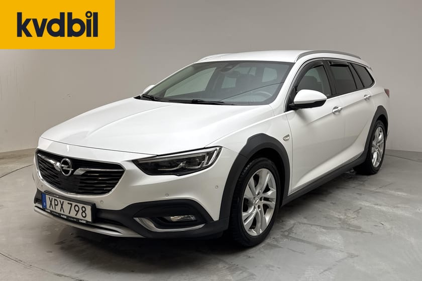 Bild 1 av Opel Insignia Country Tourer 4x4 210hk Värmare GPS Drag