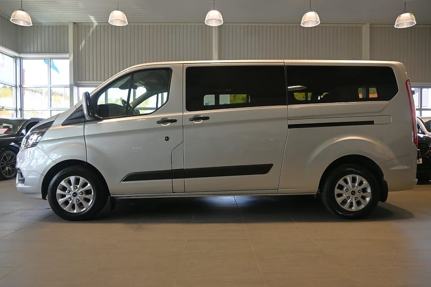 Bild 2 av Ford Transit Custom 320 Kombi 2.0 EcoBlue 9-sits