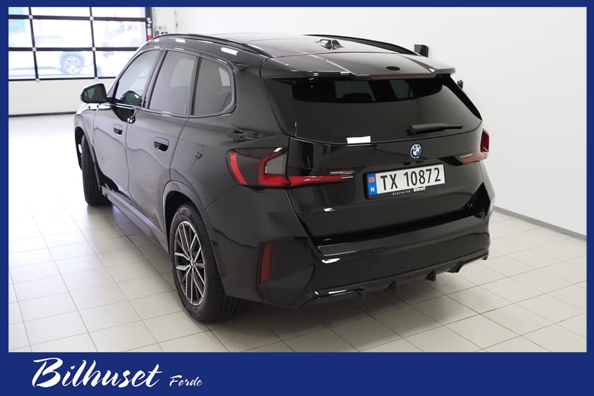 Bilde 2 av BMW iX1 xDrive30 