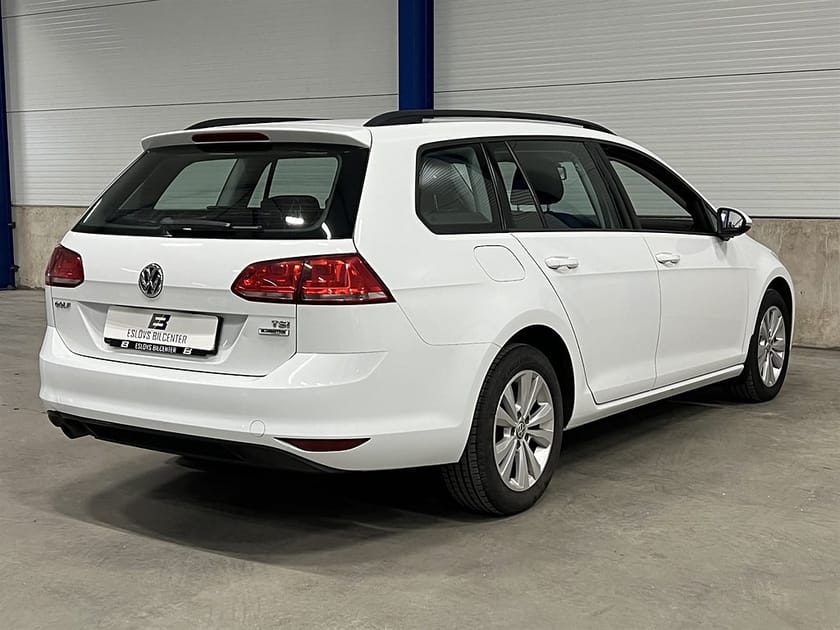 Bild 4 av Volkswagen Golf Sportscombi 1.2 TSI BMT 110 HK / Kamrem bytt / Base / Drag / Bac