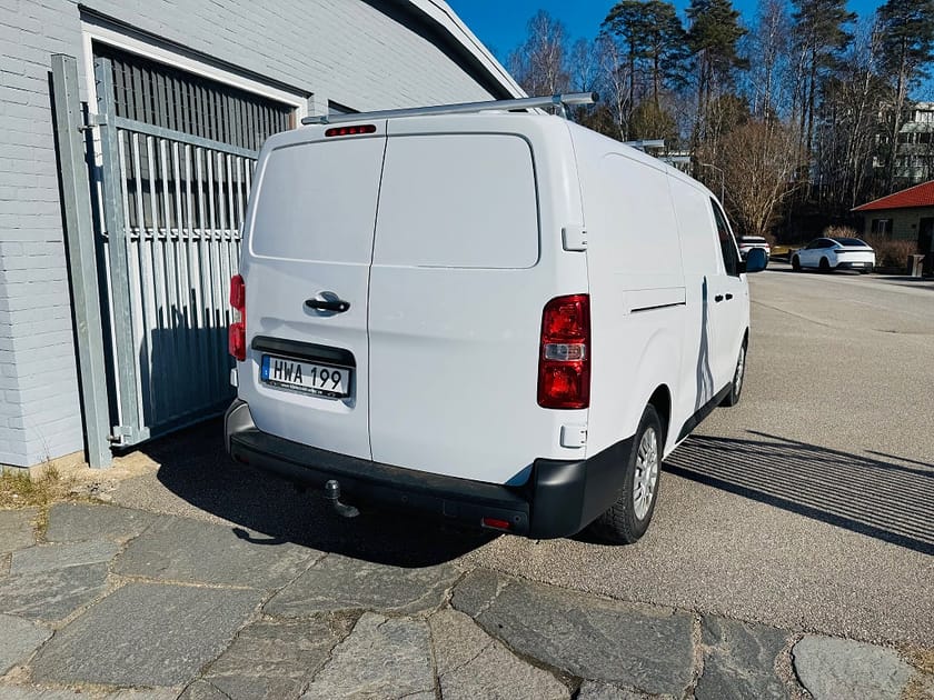 Bild 3 av Toyota Proace 2.0 D-4D 144HK L3 AUTOMAT / DRAG / VÄRMARE
