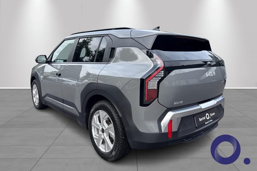 Bilde 3 av Kia EV3 Standard Range Exclusive SR 2025 – 22 000 km | Stilren kompakt SUV