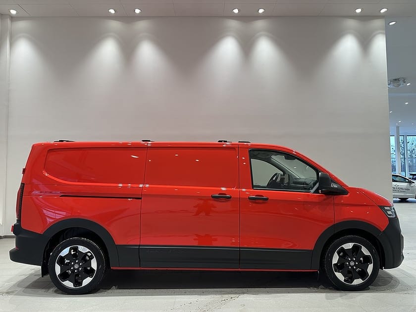 Bild 2 av Volkswagen Transporter T7 Pan Americana 2.0TDI 170HK Automat 4-Motion