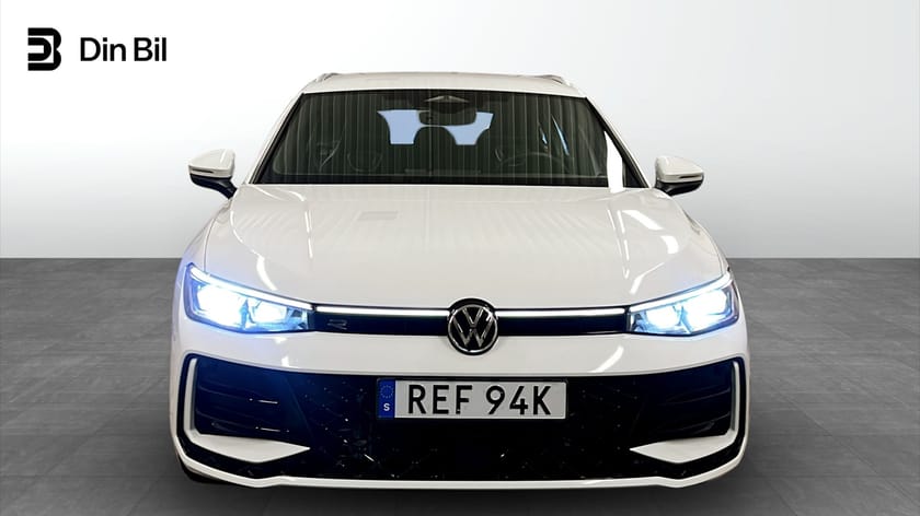 Bild 4 av Volkswagen Passat Sportscombi TDI193 DSG 4M R-Line P-värmare/Drag