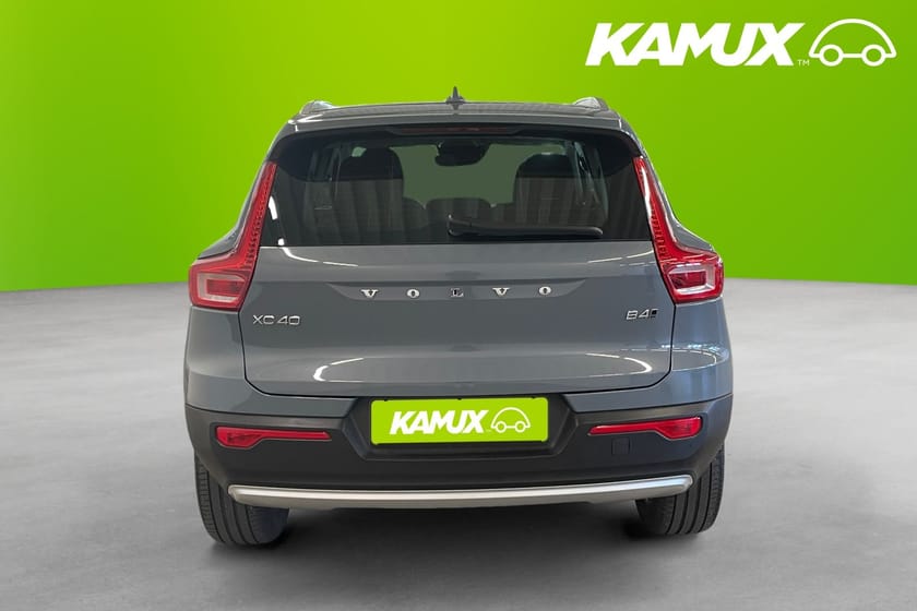 Bild 5 av Volvo XC40 B4 AWD Momentum Advance 197hk B-kamera Adaptiv-farth Navi