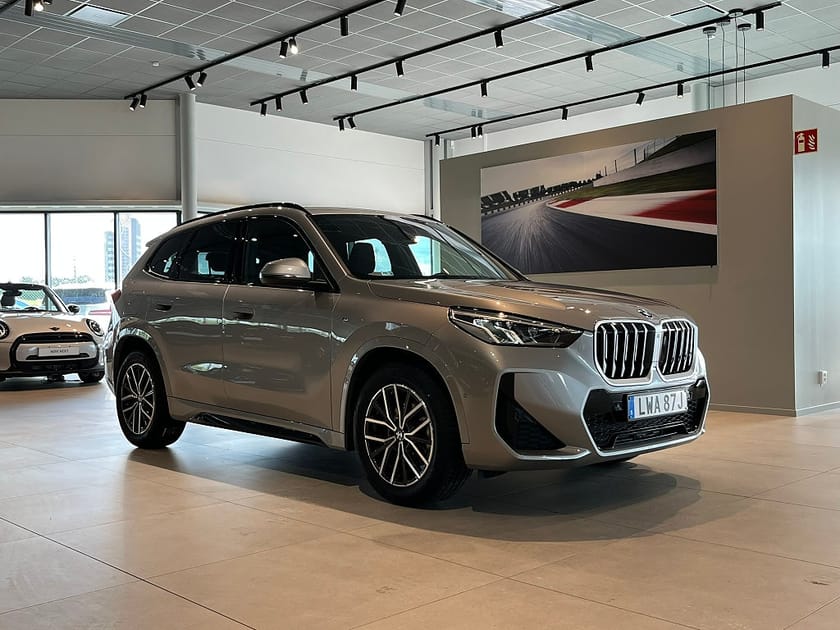 Bild 3 av BMW X1 sDrive18i M Sport Harman/Kardon DA Plus Dragkrok 4.95%
