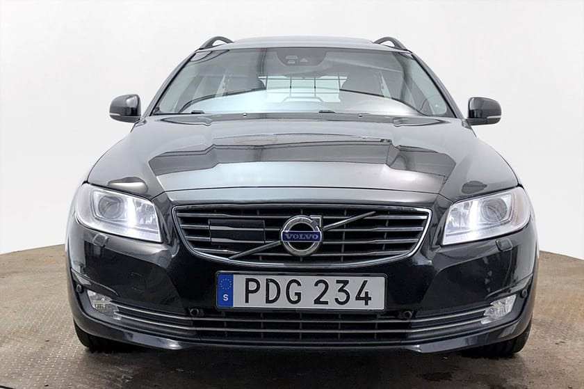 Bild 3 av Volvo V70 D4 Momentum Classic Drag Taklucka Värmare Navi Delläder