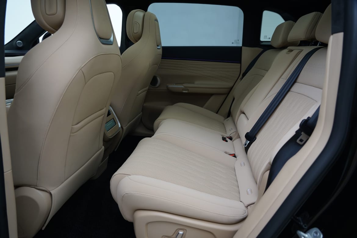 Exlantix ET 77 kWh AWD, 480hk, 2025