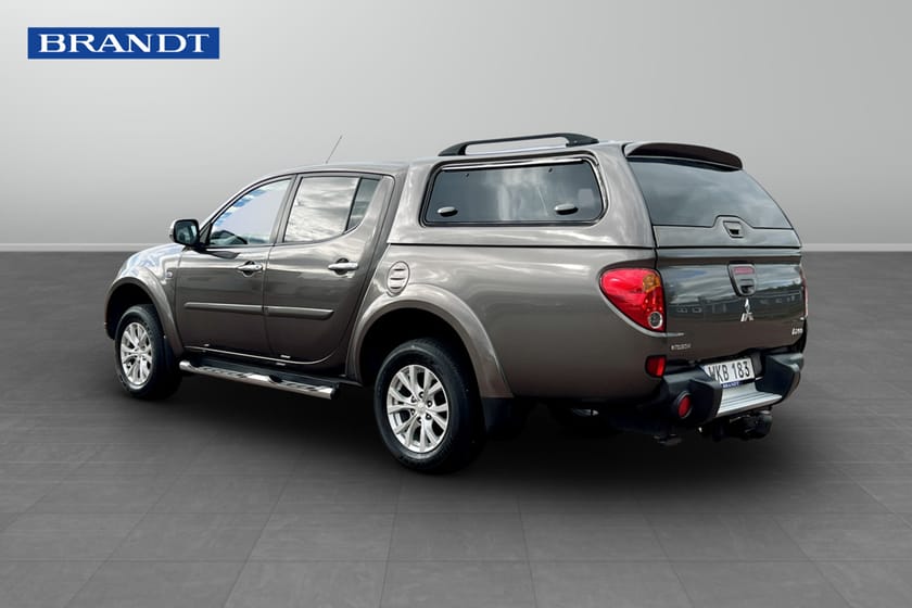 Bild 2 av Mitsubishi L200 Dubbelhytt 2.5 4x4 178hk