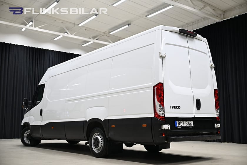 Bild 4 av Iveco Daily 35-140 Van 136HK Automat|Extra-lång|Webasto|3.5ton-dragvikt|Moms