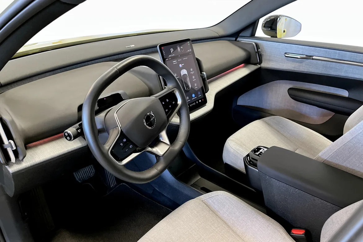 Volvo EX30 Twin Motor Performance